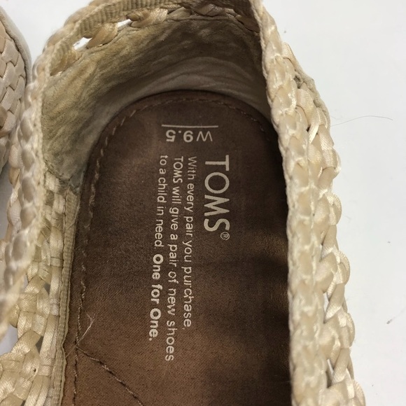 Toms Muted Gold Beige 9.5W - Picture 2 of 6
